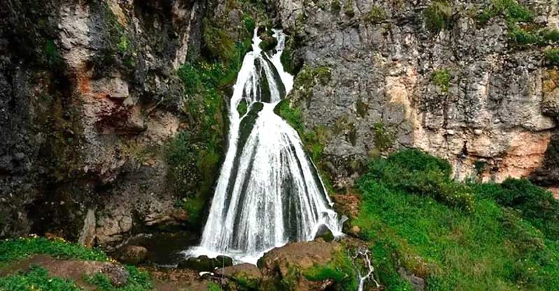 bridal veil waterfall peru
