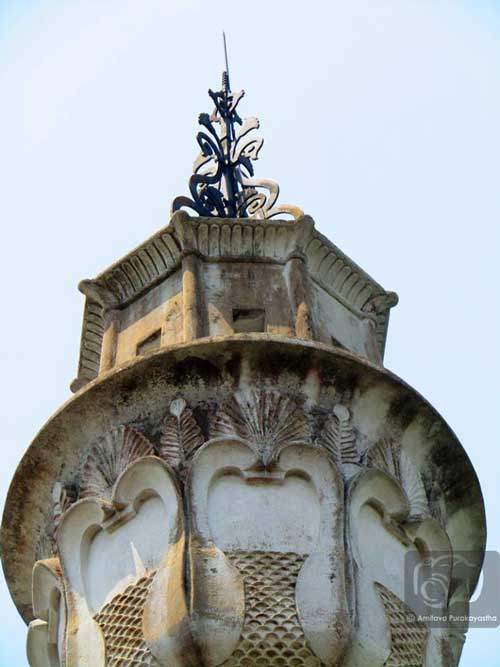 The top of the Afghan Memorial