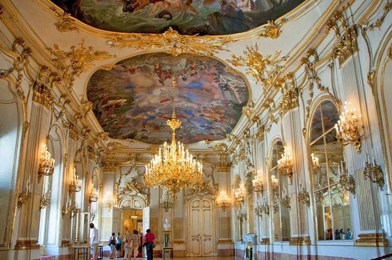 schonbrunn palace vienna austria