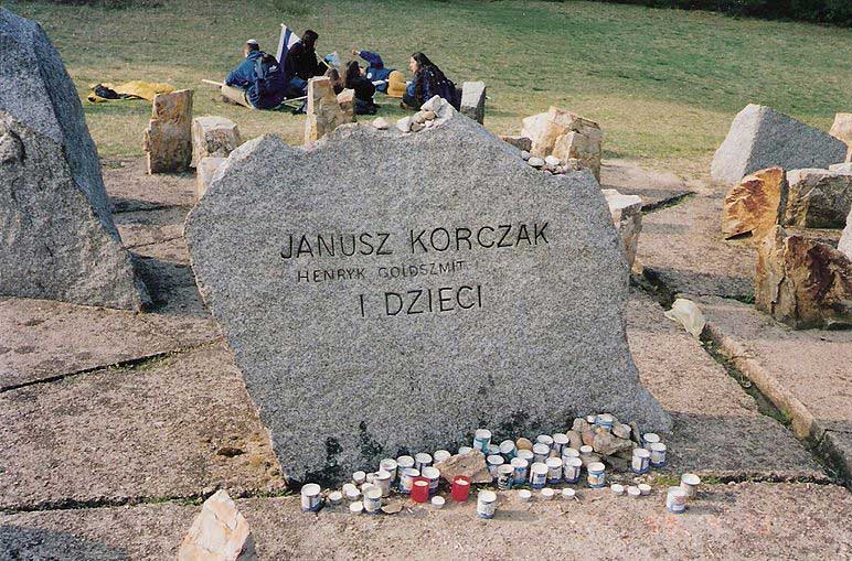 tagores play in warsaw ghetto