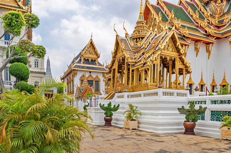 grand palace bangkok thailand