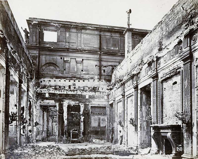 tragedy of the tuileries palace