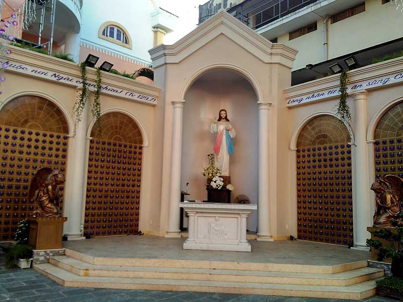 tan dinh church ho chi minh