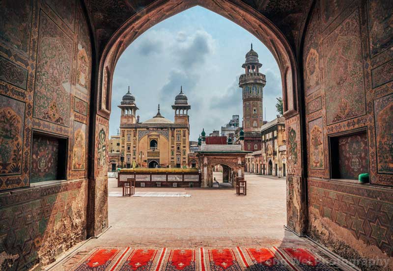 wazir khan mosque lahore pakistan