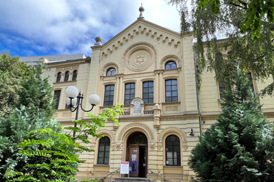Nozyk Synagogue Warsaw Poland