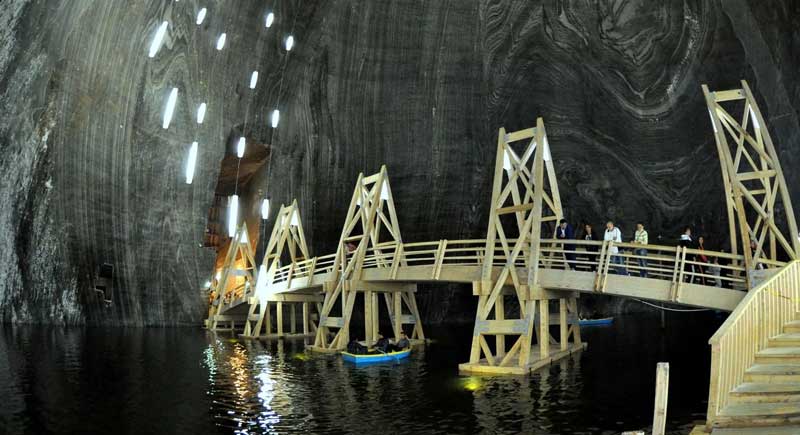 salina turda theme park romania