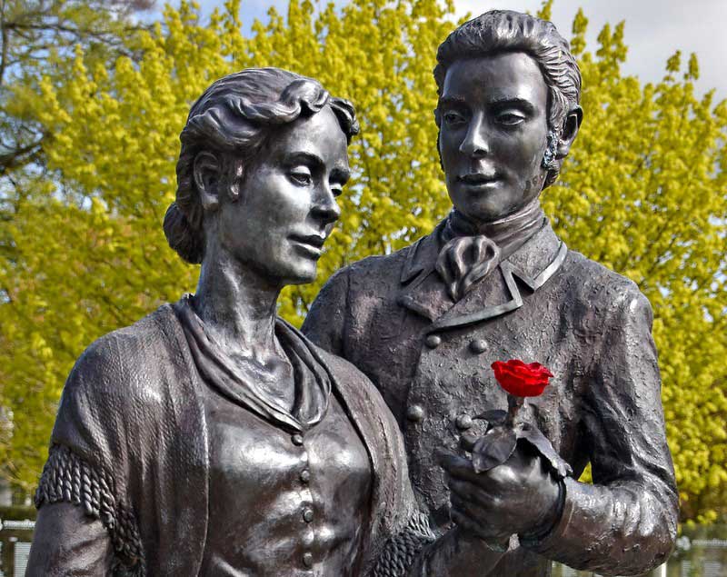rose of tralee statue